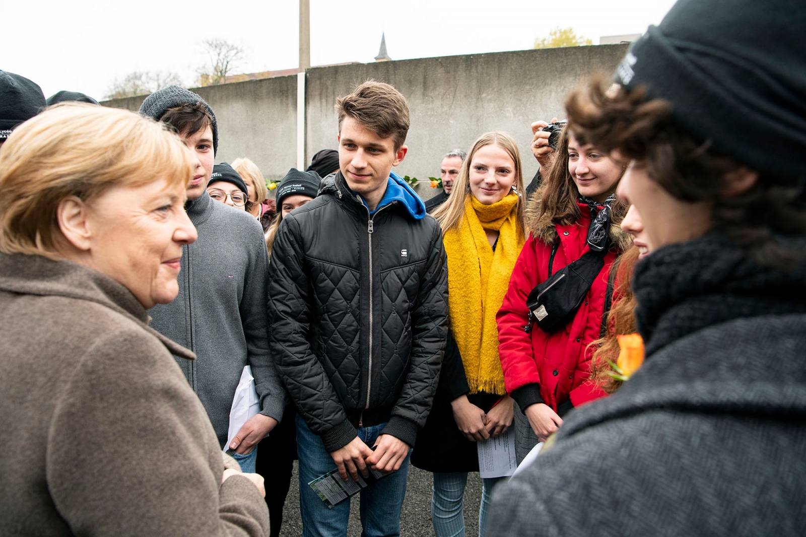 Federal Chancellor Angela Merkel in conversation with young people